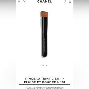 BRAND NEW CHANEL N°101 2-in-1 Fluid/Powder Foundation makeup Brush full size